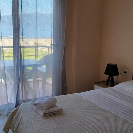 Antea Apartment 3 Vlorë Buitenkant foto