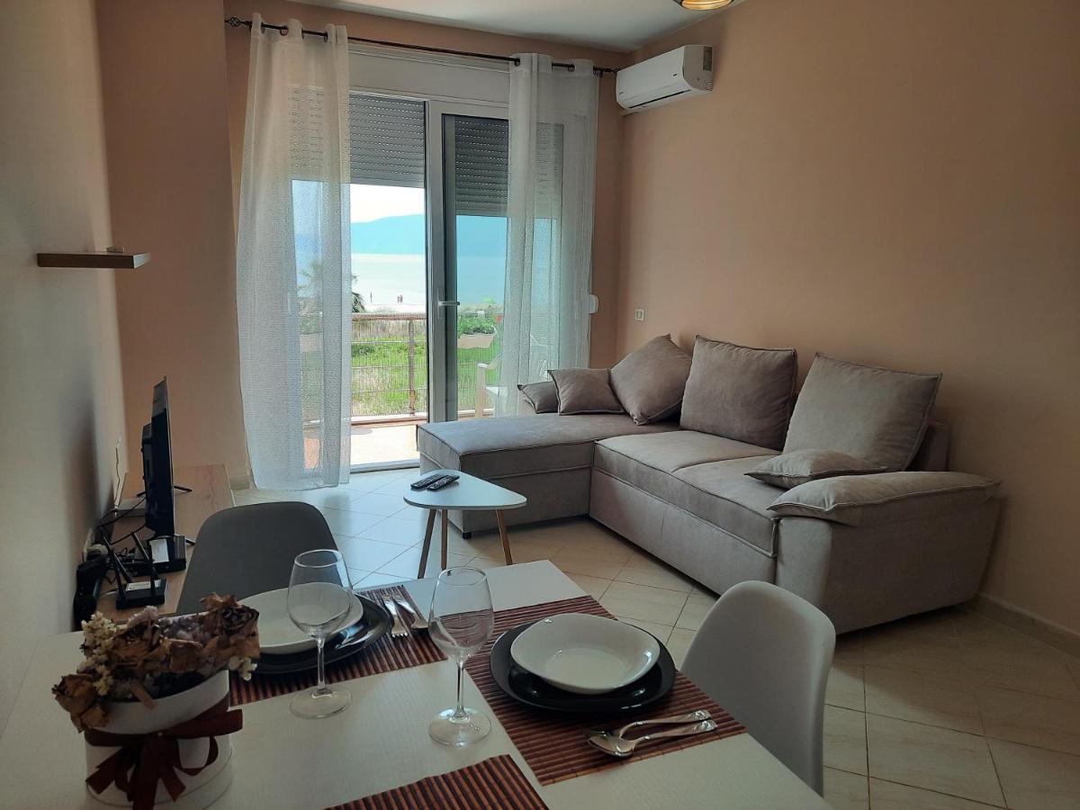Antea Apartment 3 Vlorë Buitenkant foto