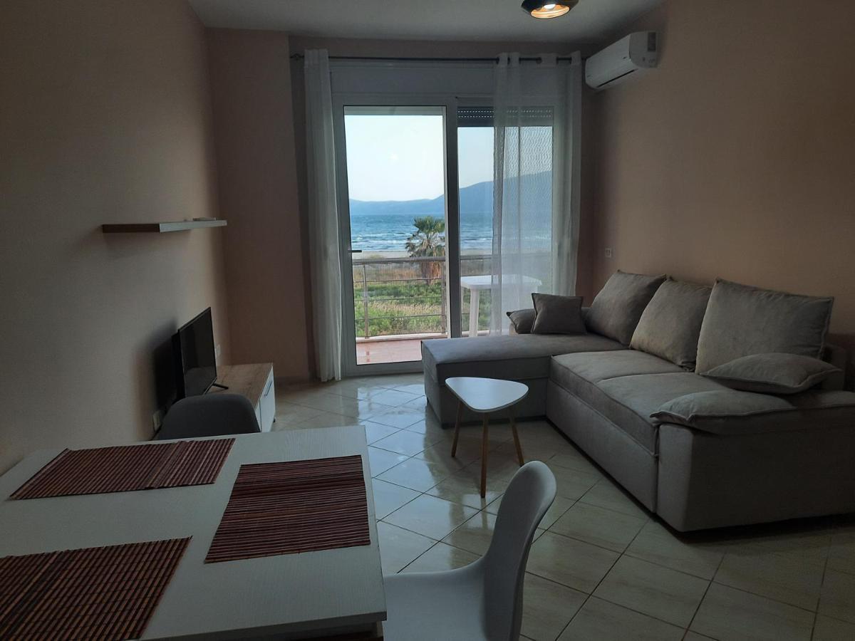 Antea Apartment 3 Vlorë Buitenkant foto