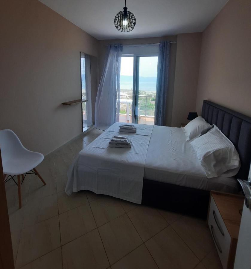 Antea Apartment 3 Vlorë Buitenkant foto